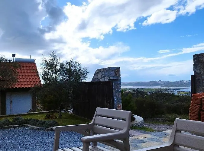 Olive Garden Retreat 호텔